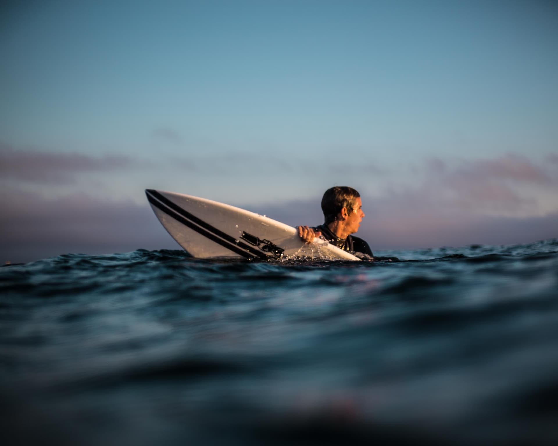 Surfing lesson in Costa da Caparica 